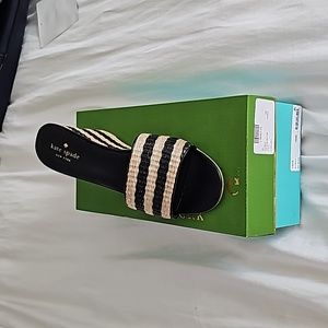 Kate Spade Raffia Woven Blk/Tan Wrdge Size 10M
